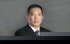 他被誉为中国乔丹，如今和医生妻子定居南京，已是江苏篮协大佬